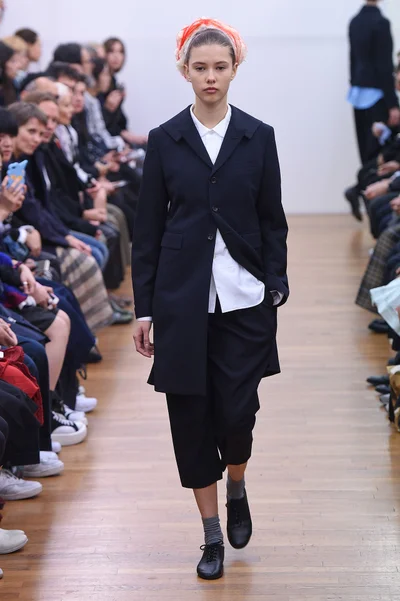 Look 4